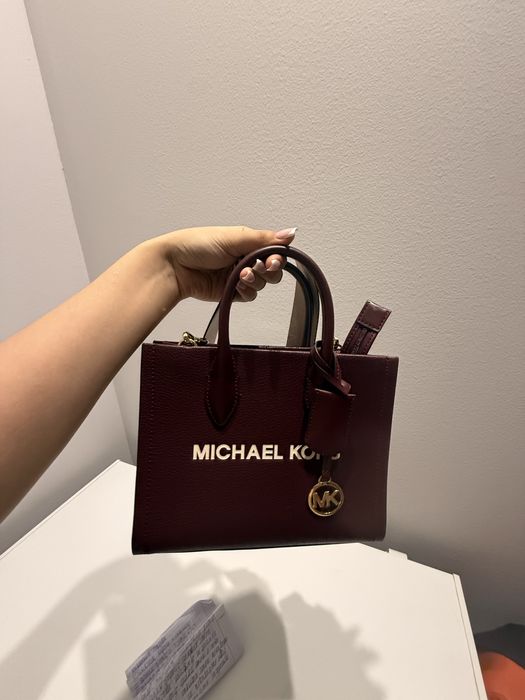 Продам сумку Michael Kors,оригинал