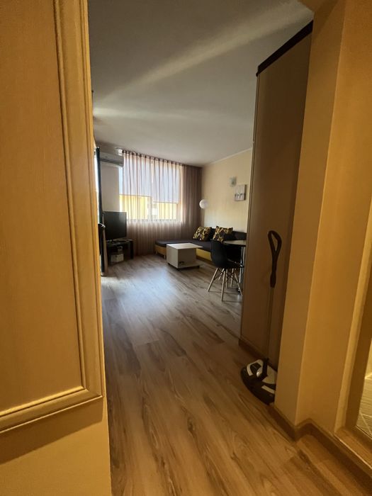 Продава се Двустаен апартамент в к.к. Слънчев бряг - 62 кв.м за 1097 €/кв.м - Снимка #3