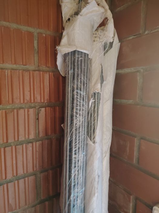 Продам прут(шпильку) диам 10 длина 2м