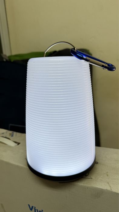 Лампа на батерий със сензор за звук