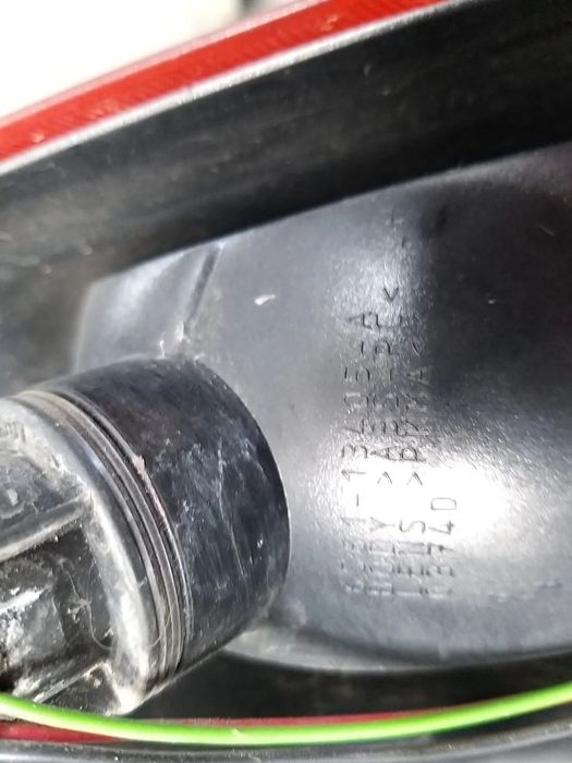 Stop tripla lampa stanga ford fiesta 5 hatchback facelift jh jd 6s6113405a