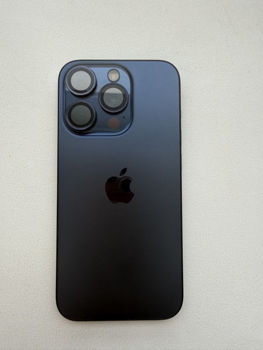 Продаю Iphone 15pro