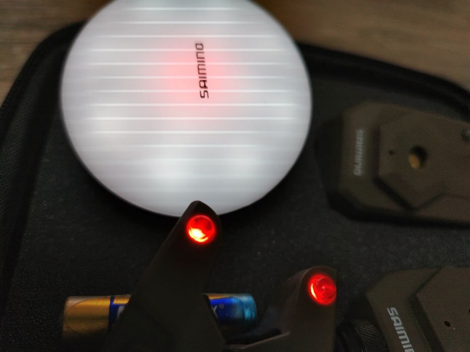 Set Senzori Avwrtizori 4+1 Saimino JHA 518 RXL + Lampa Cort

LED-uri d