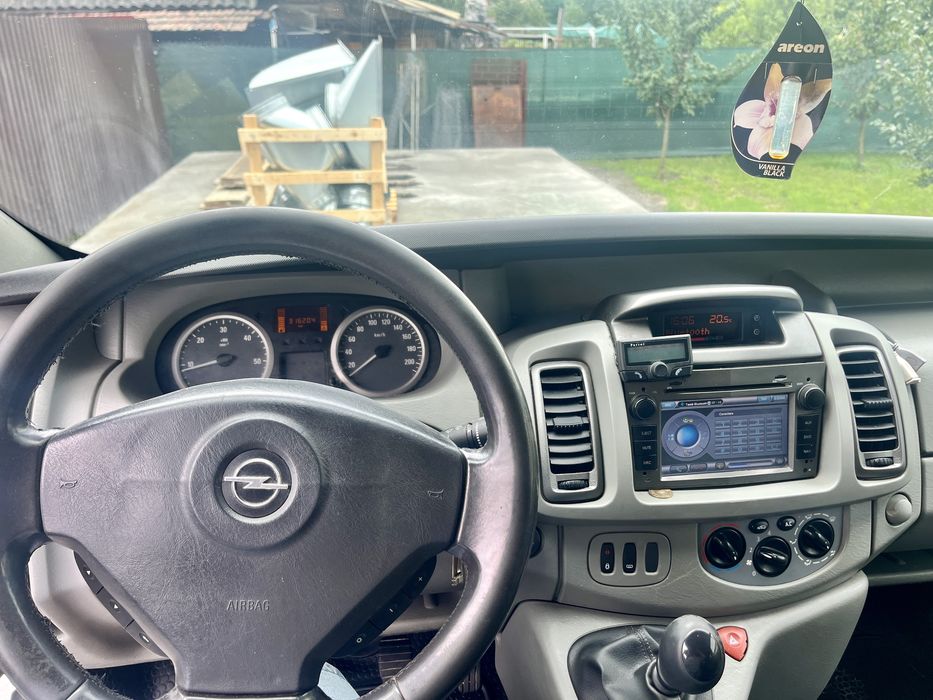 Opel Vivaro L2H2 – 2009