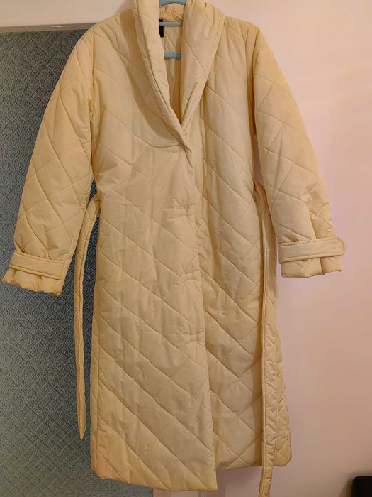 Продавам дамско шушляково дълго палто