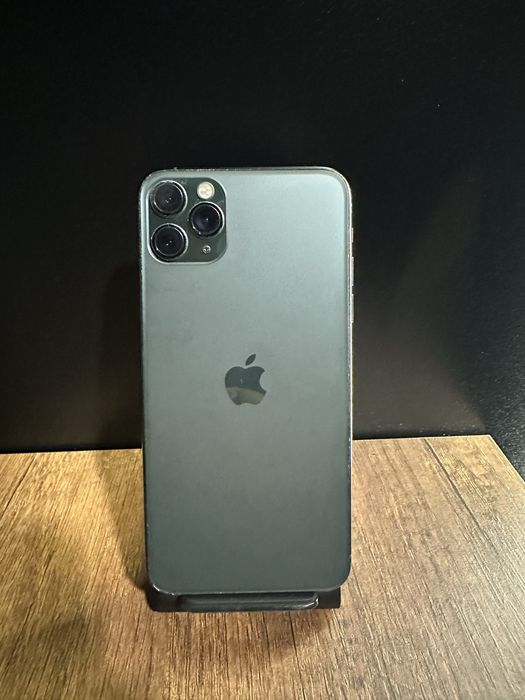 Продам Айфон 11 про макс 256гб