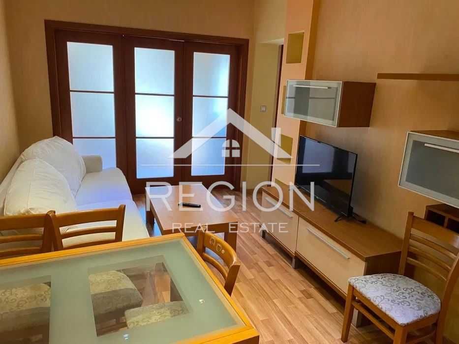 Дава се под наем Тристаен апартамент в Варна, Център - 85 кв.м за 611.49 € - Снимка #3