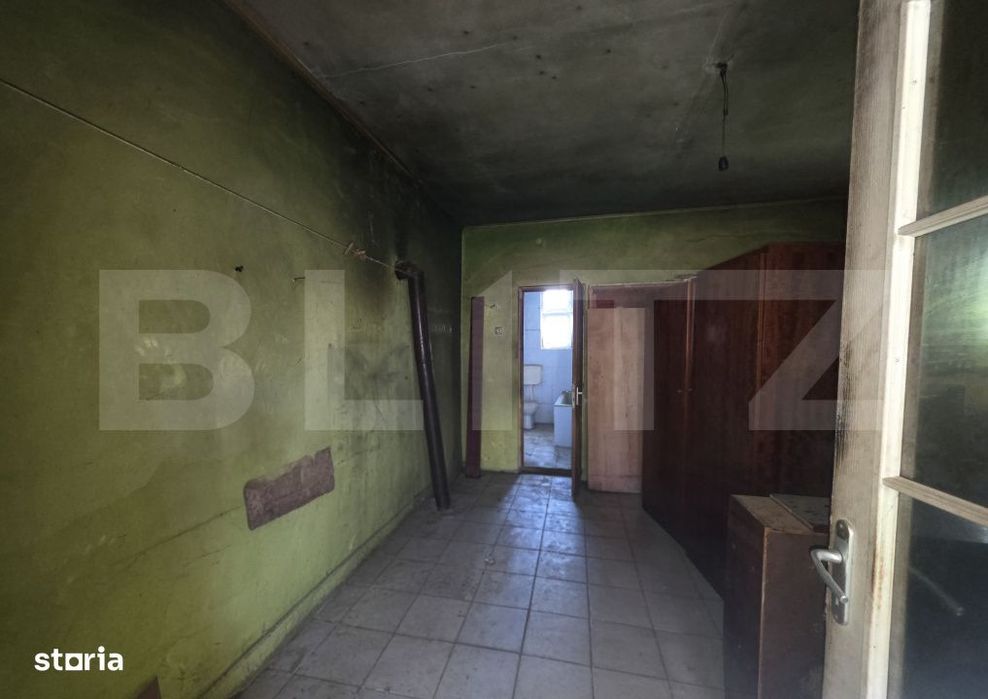 Casa de vanzare cu 2 camere,80 mp,zona sat Ambud comuna Paulesti