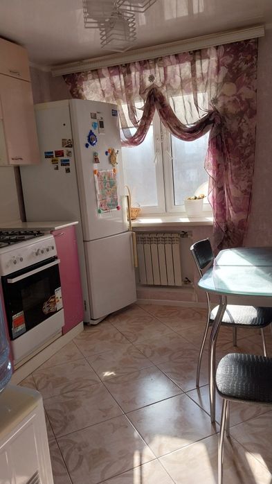 Продам 3-х комн кв в 7-25 кирпичная высотка 4 этаж высотка - Görünüm 6