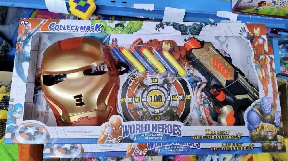 Комплект Маска с оръжие, мишена и стрели на Железния Човек, Iron Man