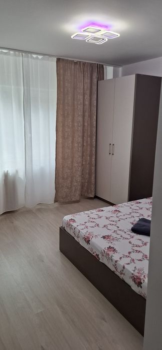 Inchiriez apartament ultra central et 1 pe termen lung