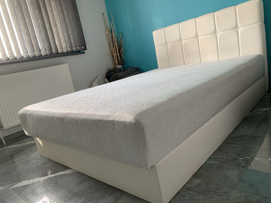 Тапицирано легло 140/207 см