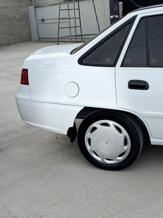 Nexia2 1.6L sotiladi holati zor