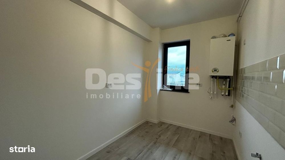 Apartament o camera decomandat, 42mp + loc parcare, Rediu