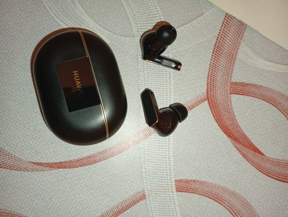 Huawei free buds pro 4