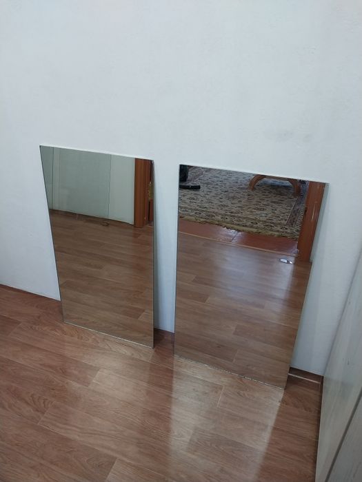 Продам 2 зеркала б/у