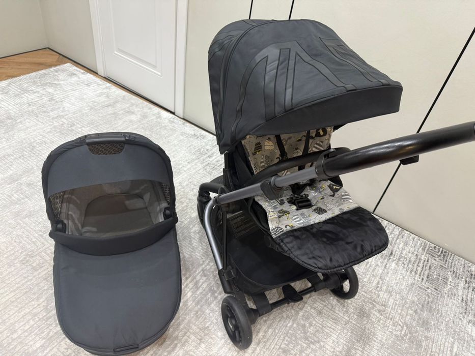 Продается коляска Easywalker Charley mini