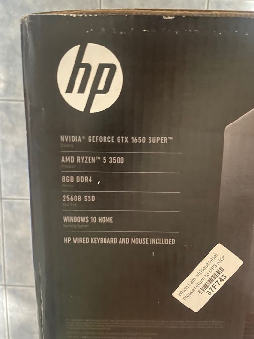 gaming pc! чисто нова е купена е от америка