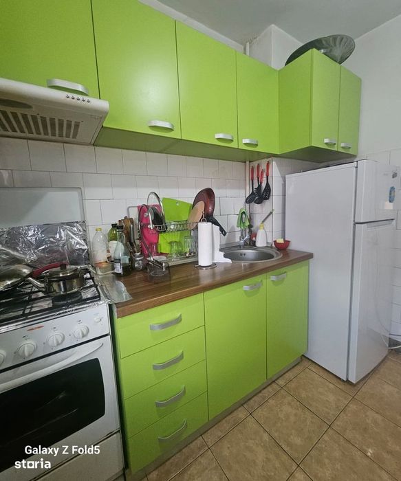 Apartament 3 camere de închiriat – Mareșal Averescu, etaj 2