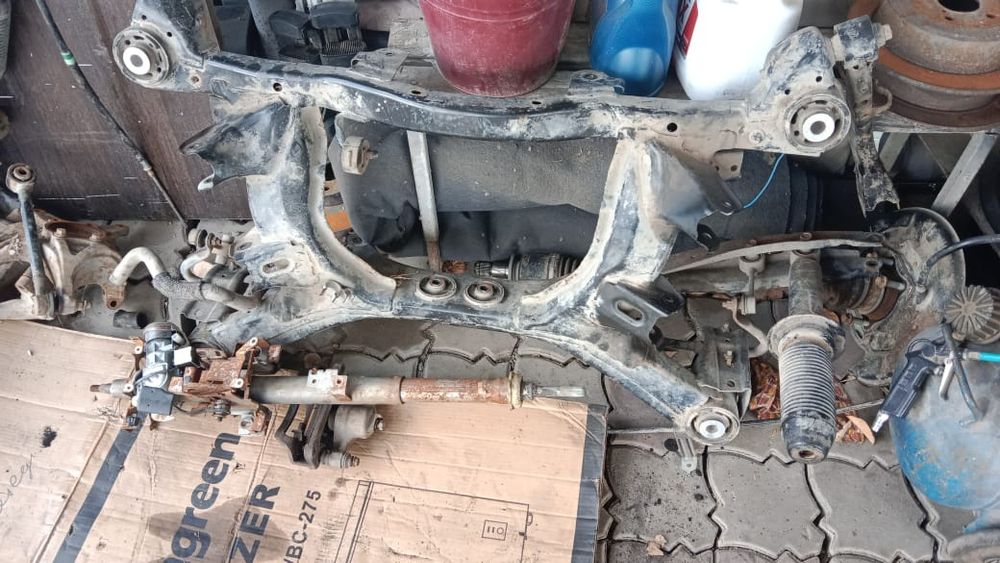 Запчасти на субару forester sh