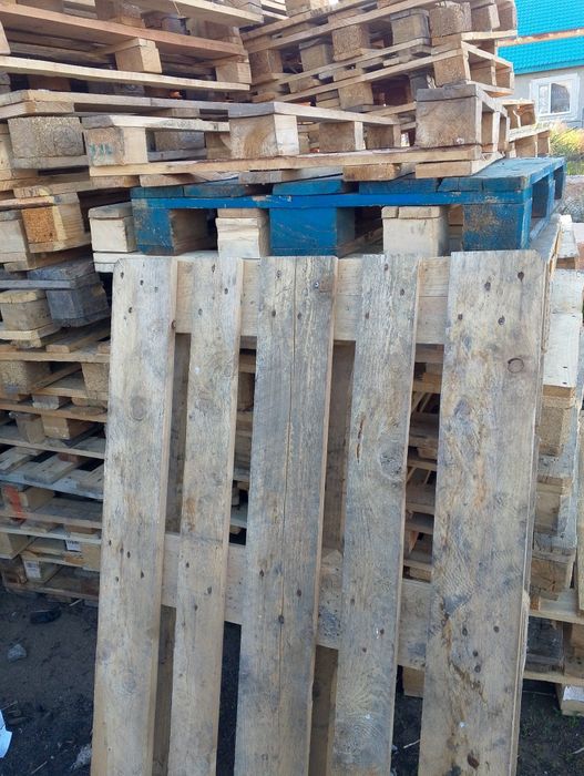 Продам поддон в достаточном количестве