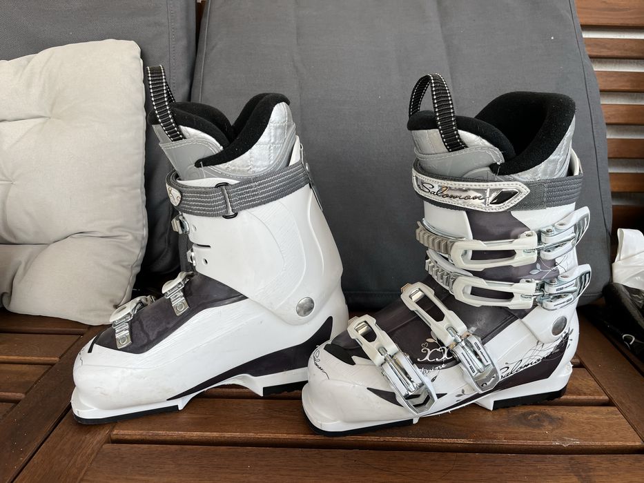 Clapari fete marimea 39 25 (39-40 EU )