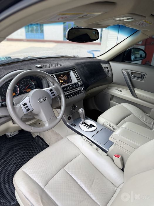 Infiniti fx45  yurgani 81.000