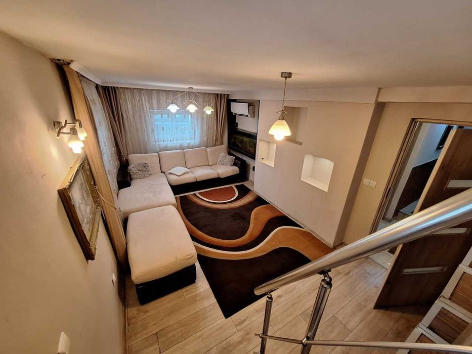 Дава се под наем Тристаен апартамент в Пловдив, Христо Смирненски - 100 кв.м за 600 € - Снимка #1