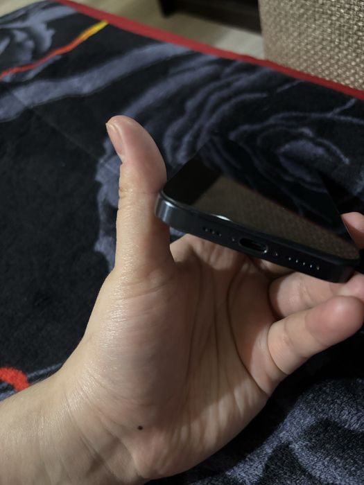 Iphone 15pro срочно продам