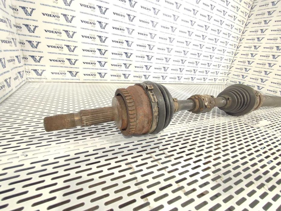 Planetara dreapta VOLVO S40 V40 1.8  benzina 2001-2004 automata