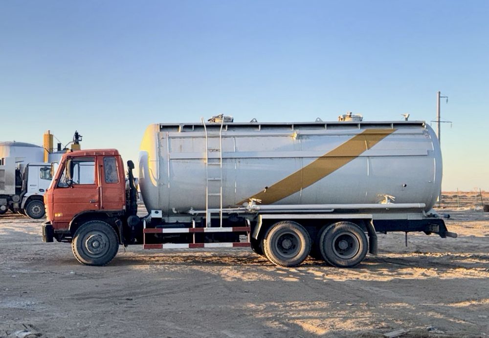 Водовоз 22 куб. Автоцистерн