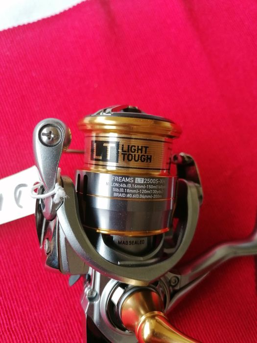 Mulinete Daiwa Freams LT 2500 S - XH