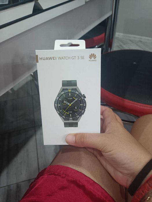 Смарт часовник Huawei