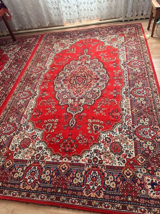 Продам ковёр 2×3