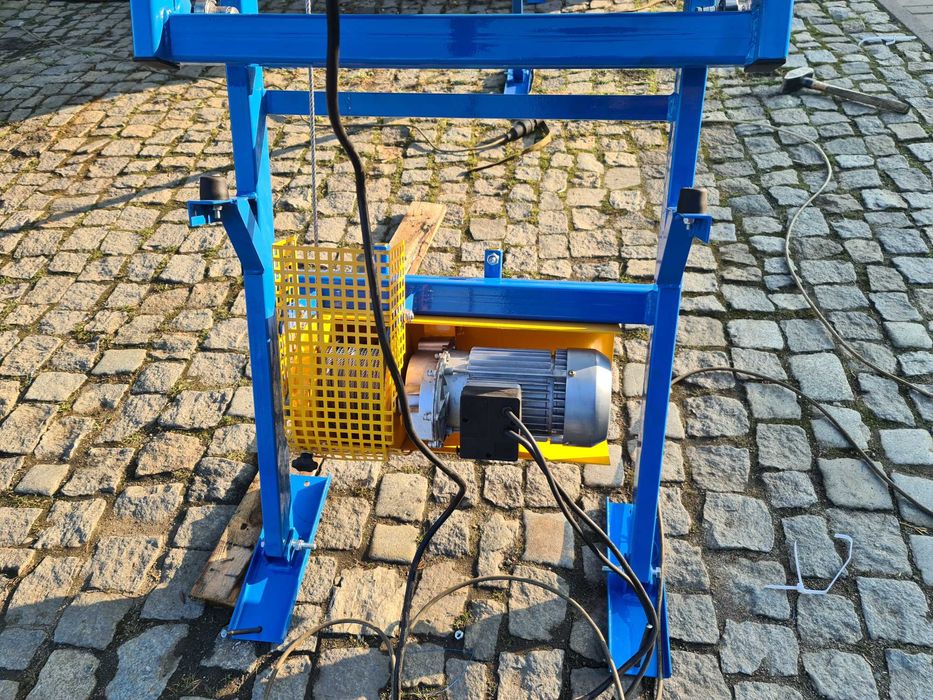 Lift pentru acoperiș lungime 16m cu cărucior de transport