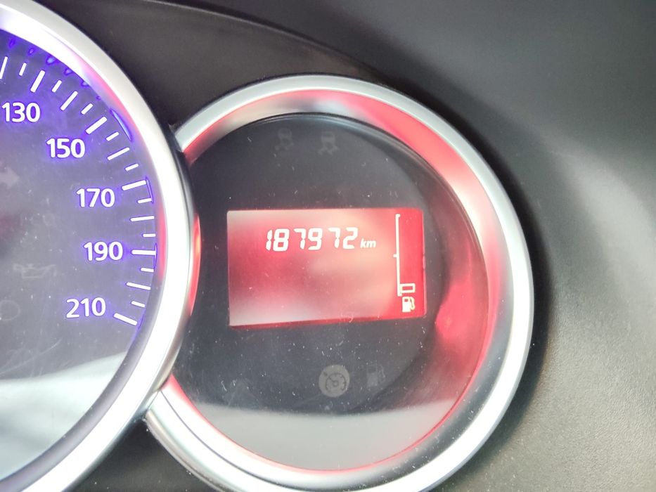 Vând Taxi cu firmă și licență