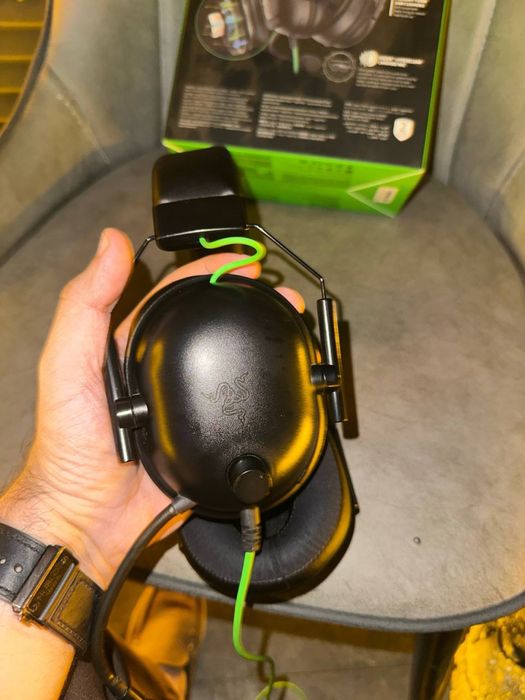 Продается наушники Razer Black sharkV2 состояние хорошее