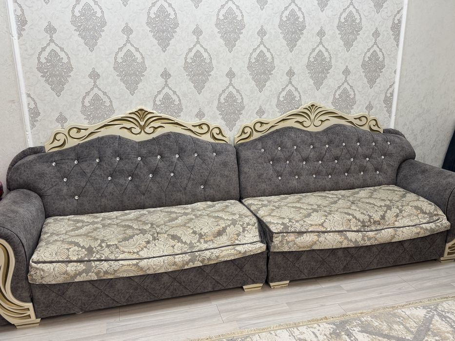 Диван для гостиной