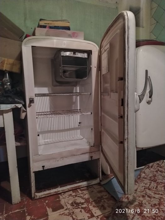 Холодилник сотилади ДНЕПР Холодильник