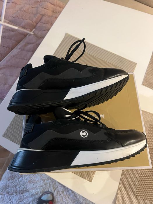 Michael kors обувки