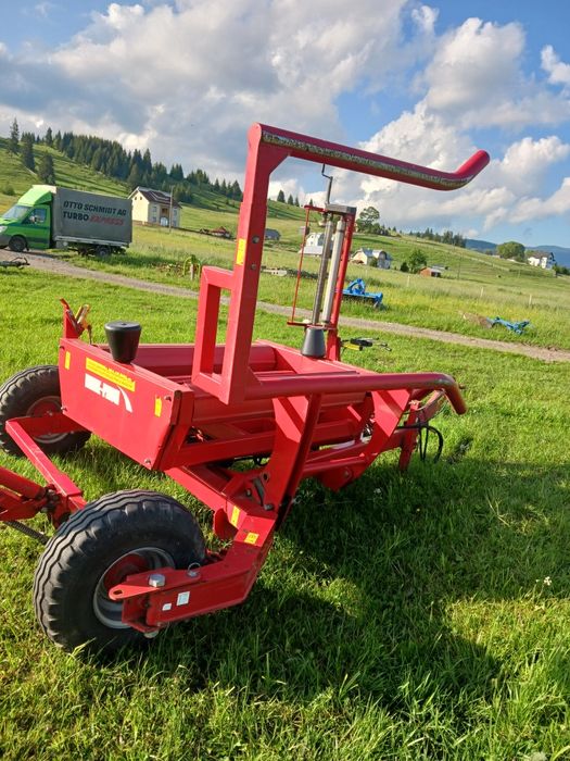 Vand înfoliator baloți.