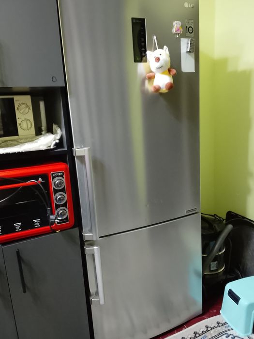 Холодильник двухкамерный