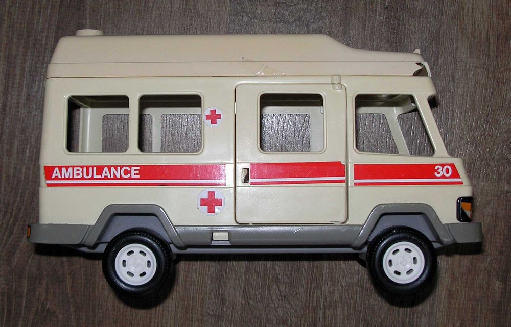 Playmobil 5485 - City Life Shopping mall inc. + lot figurine si piese