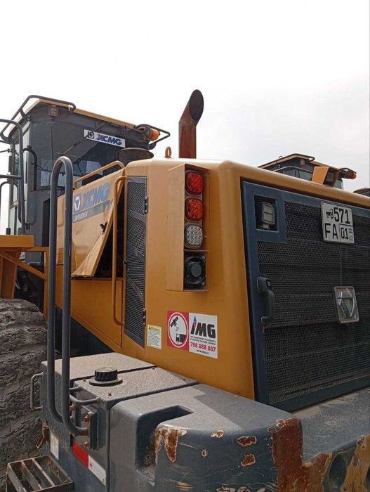 Фронтальный погрузчик XCMG LW900KN