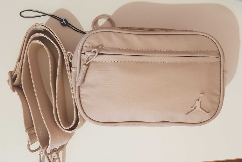 Малка чанта Jordan