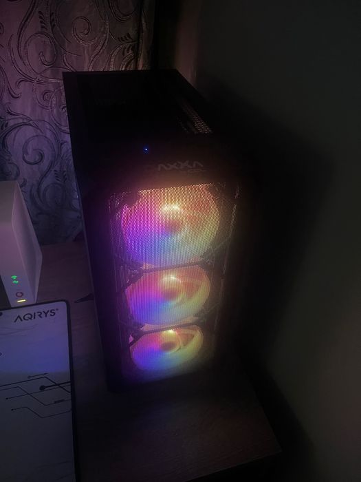 vând pc gaiming ! în garanție!