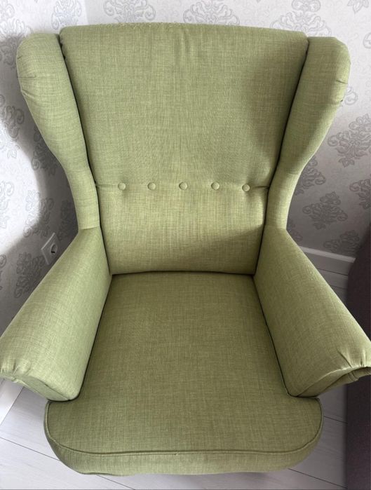 Продам кресло Икеа Страндмон