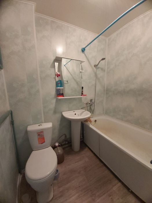 Продается 1-ком кв в Мкр.Строитель