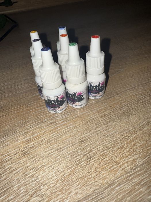 Продам материалы для маникюра