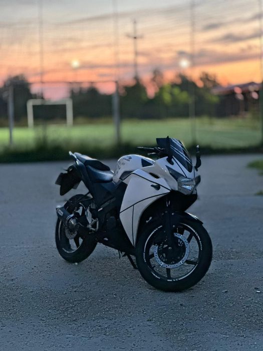 Honda cbr 125 jc50